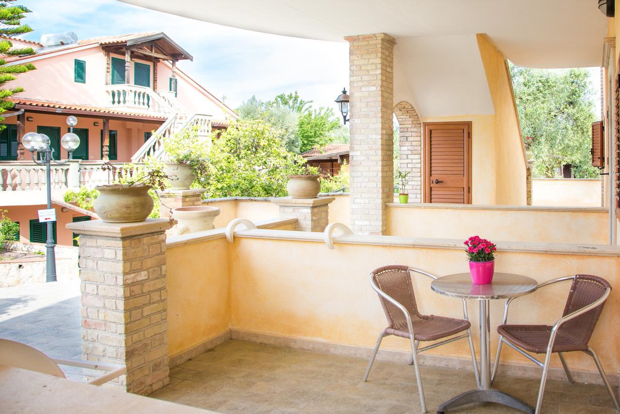 Albergo Il Giardino Foce Varano Exterior photo
